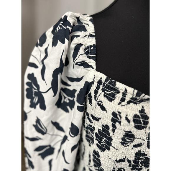 Dizzy Lizzy Mellie White and Black Long Sleeve Off Shoulder Top Size Large - Picture 3 of 6